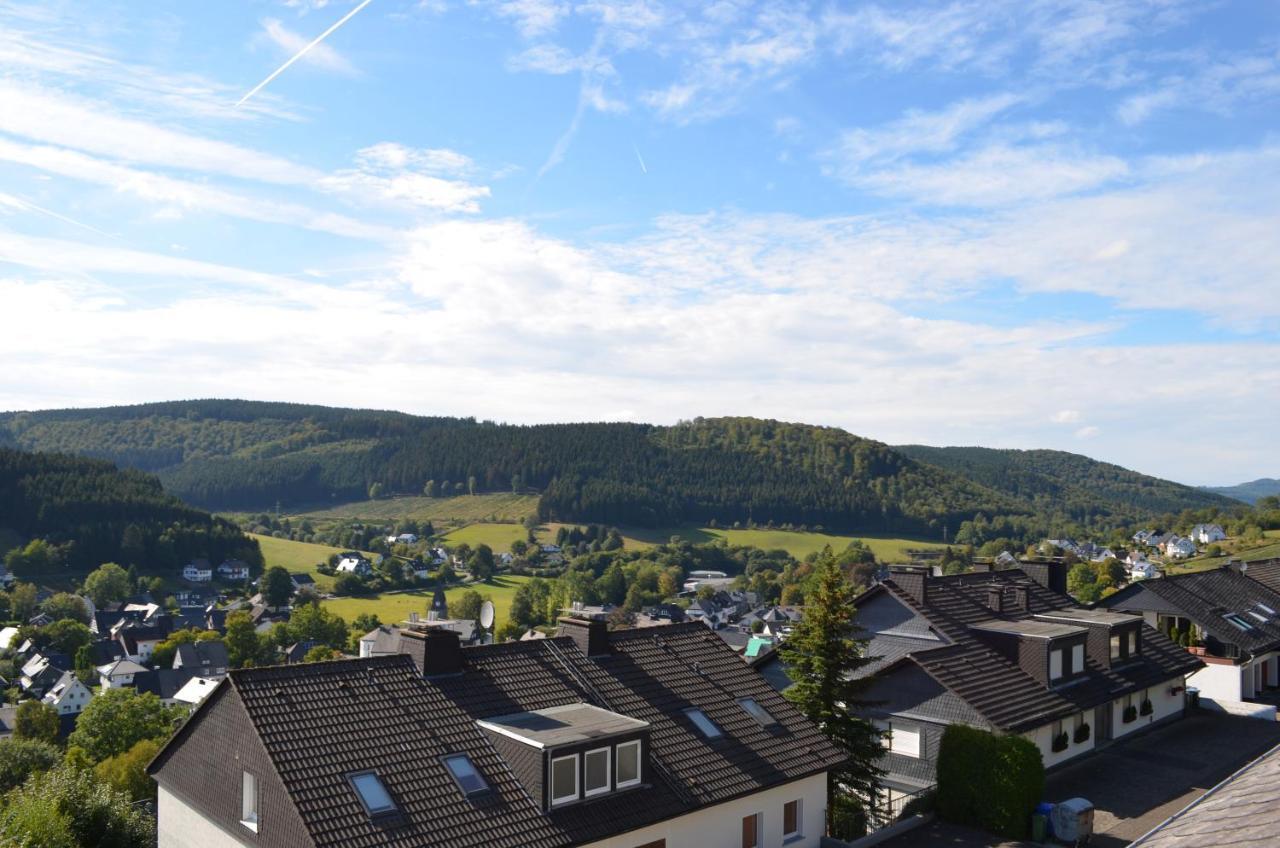 Hotel Suedhang Niedersfeld Exteriör bild
